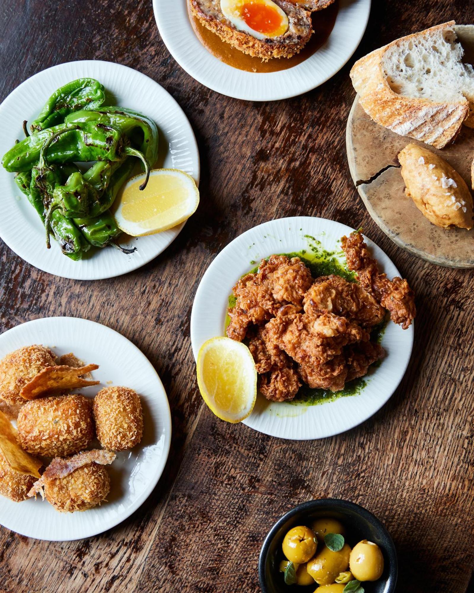 The Harcourt Arms Hotell Stanton Harcourt Eksteriør bilde Tapas